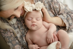 professional newborn photoshoot