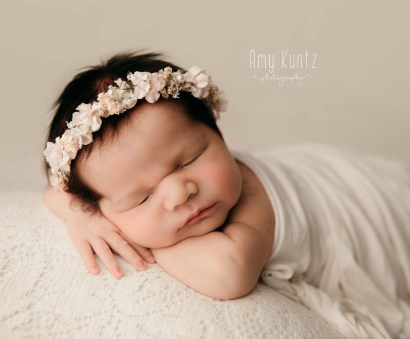 Newborn picture by Amy Kuntz Photography in Kansas City