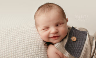 Olathe newborn photography